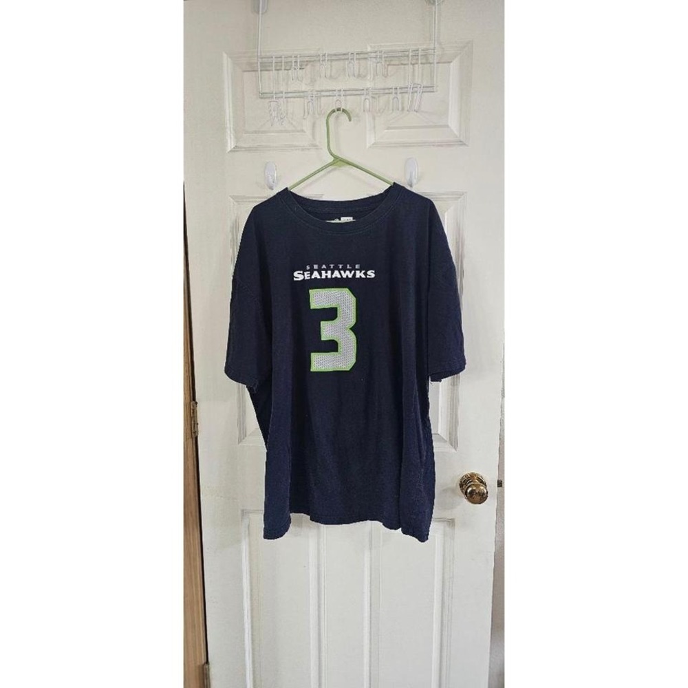 Seattle Seahawks Wilson 3 t shirt size 3xl‎